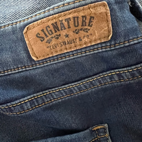 Levi's Blue Flare Wide Leg Jeans Retro Charm - Picture 5 of 7